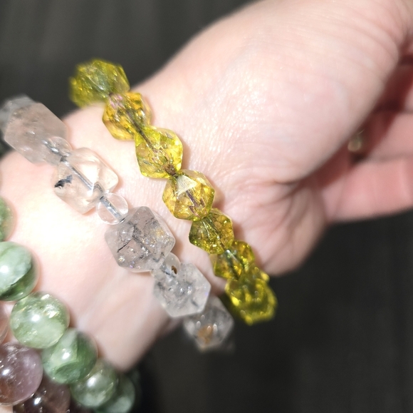 10mm Faceted Peridot Bracelet - Picture 6 of 14